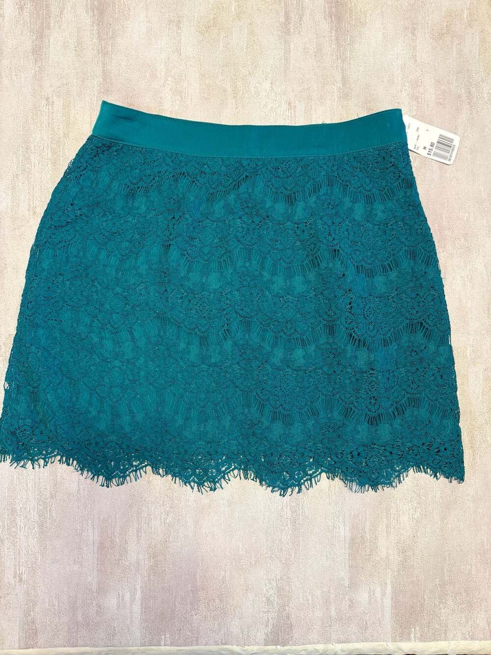 Forever 21 Teal‎ Lace Mini Skirt Size M